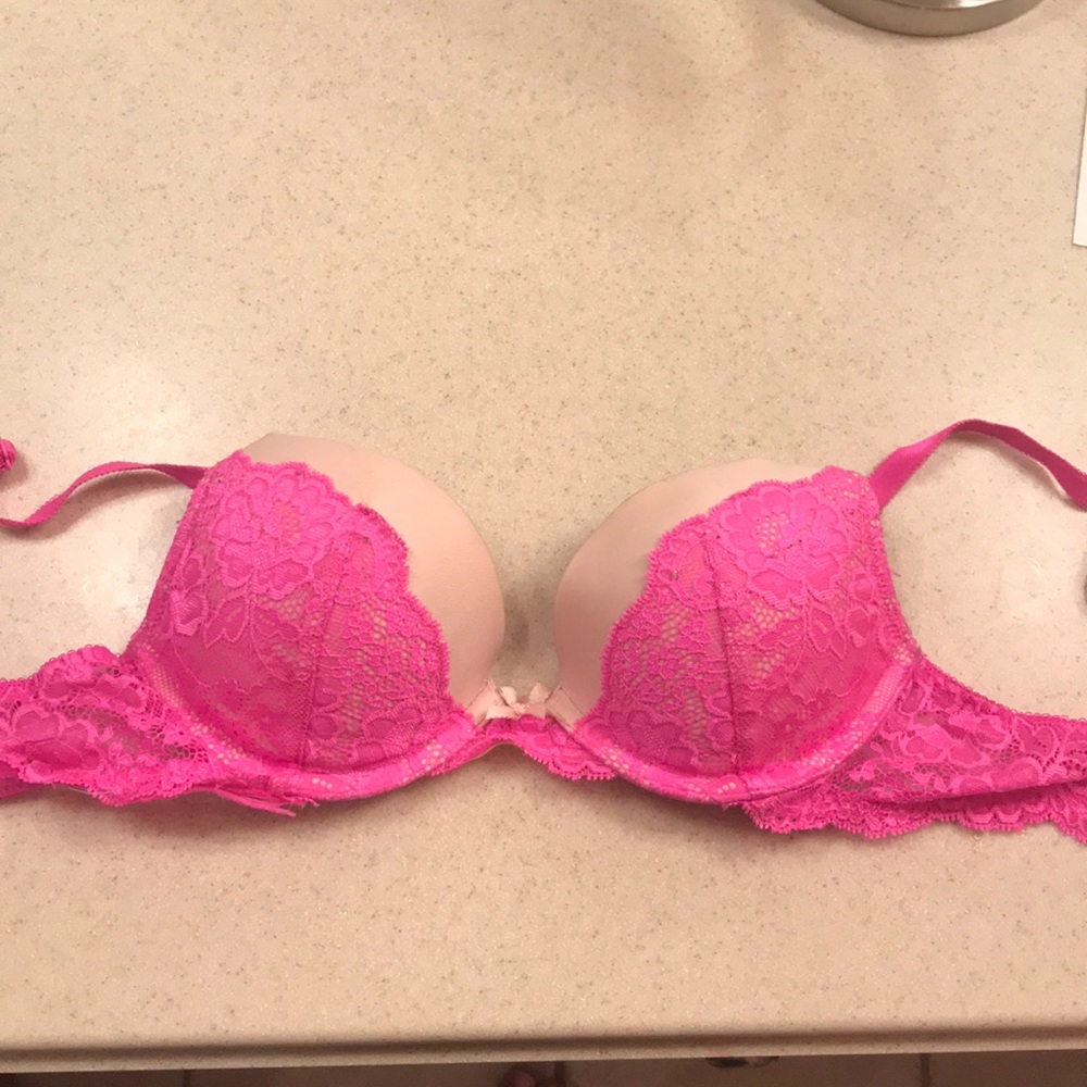 Victoria’s Secret Pink Lacy Bra